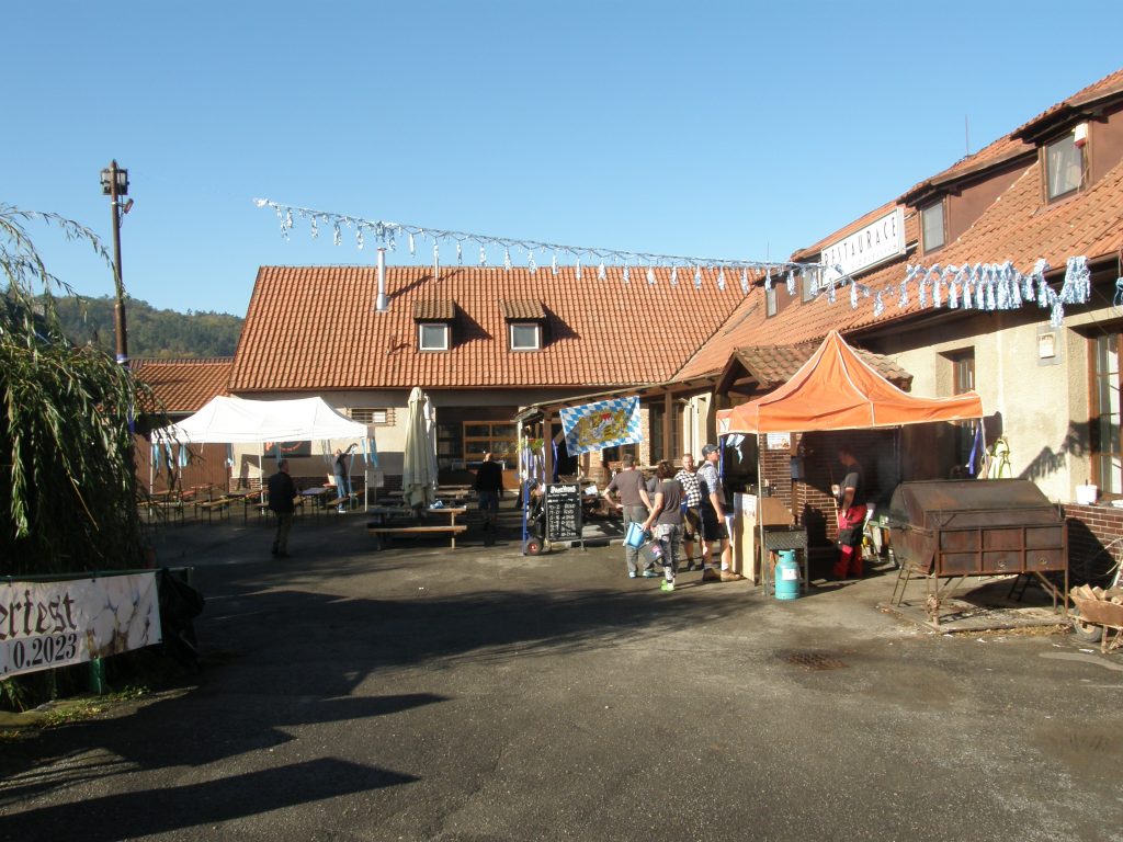 Oktoberfest Pikovice